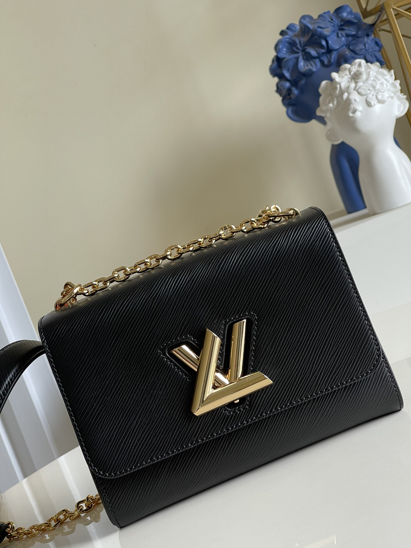 l0*is V*t0n twist mm-23*18*8cm