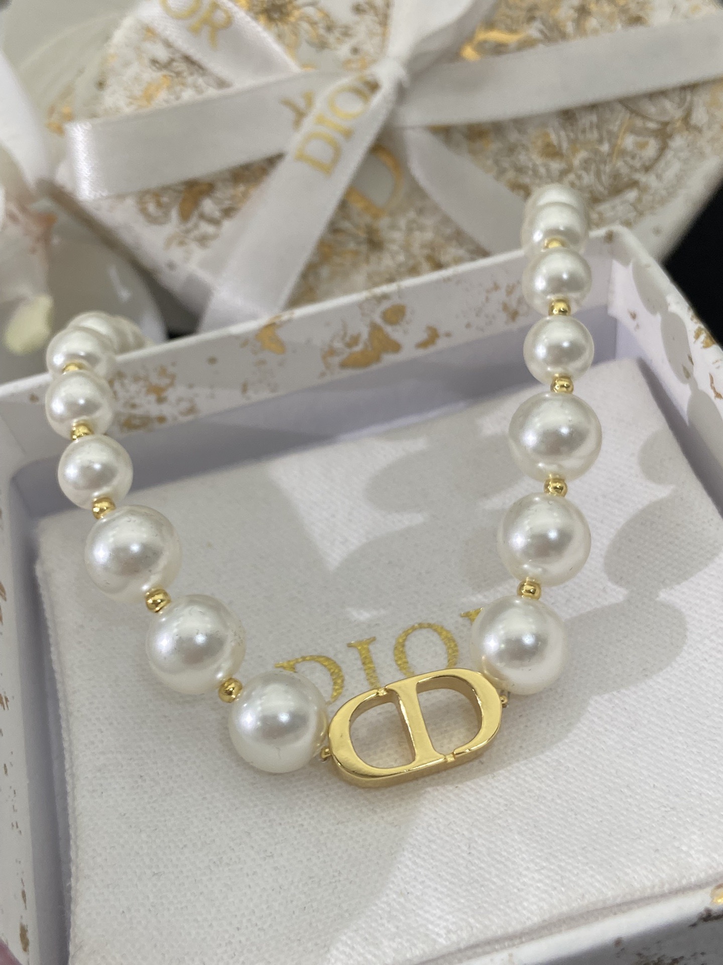 Di*r Necklace