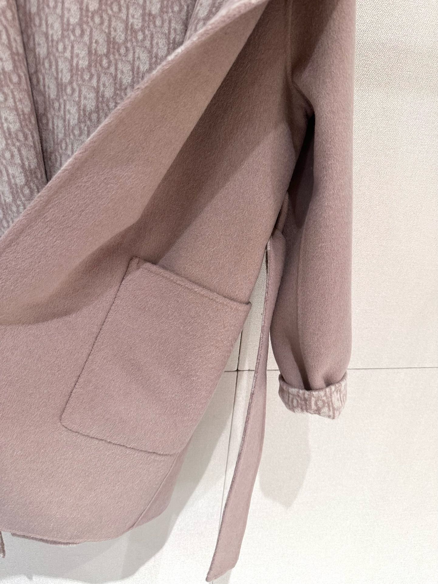 D*or Short Hooded Coat with Belt Rose des Vents Double-Sided