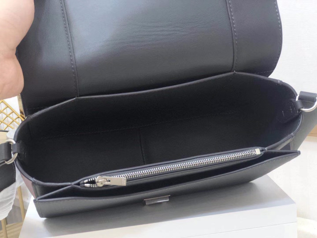 Ce**e frame bag-25*17*8.5cm