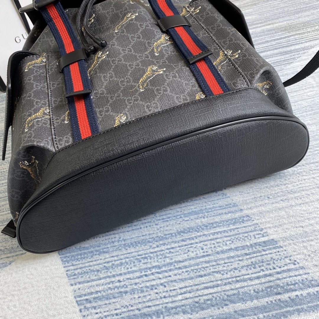 G*u*i backpacks-34*42*16cm