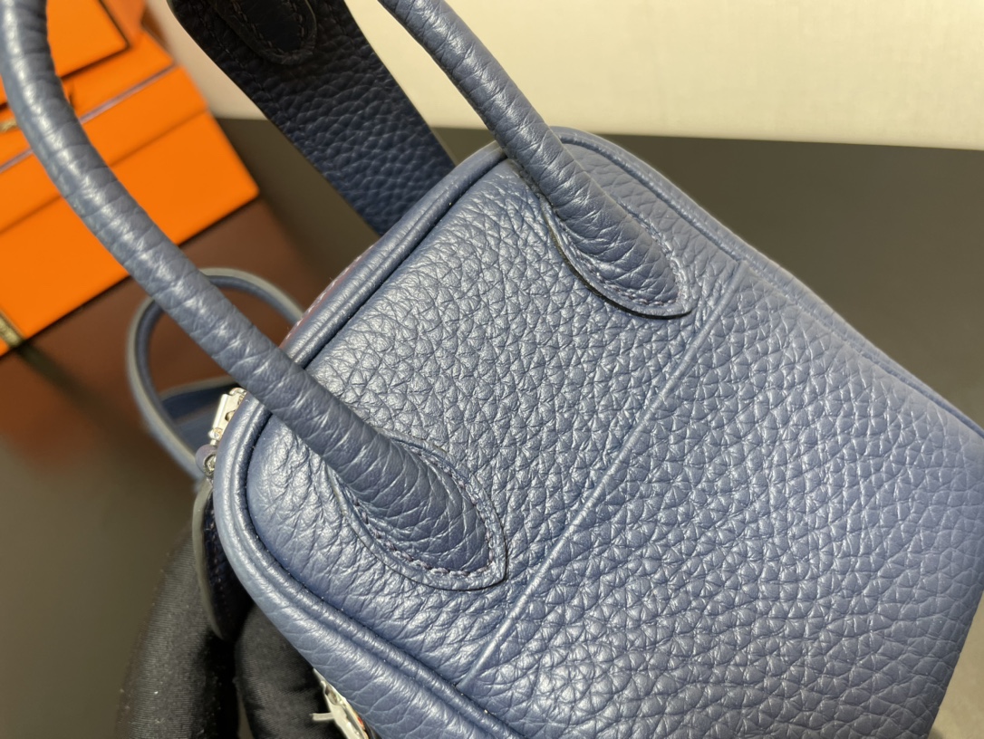 H**mes lindy 19-togo leather-19cm