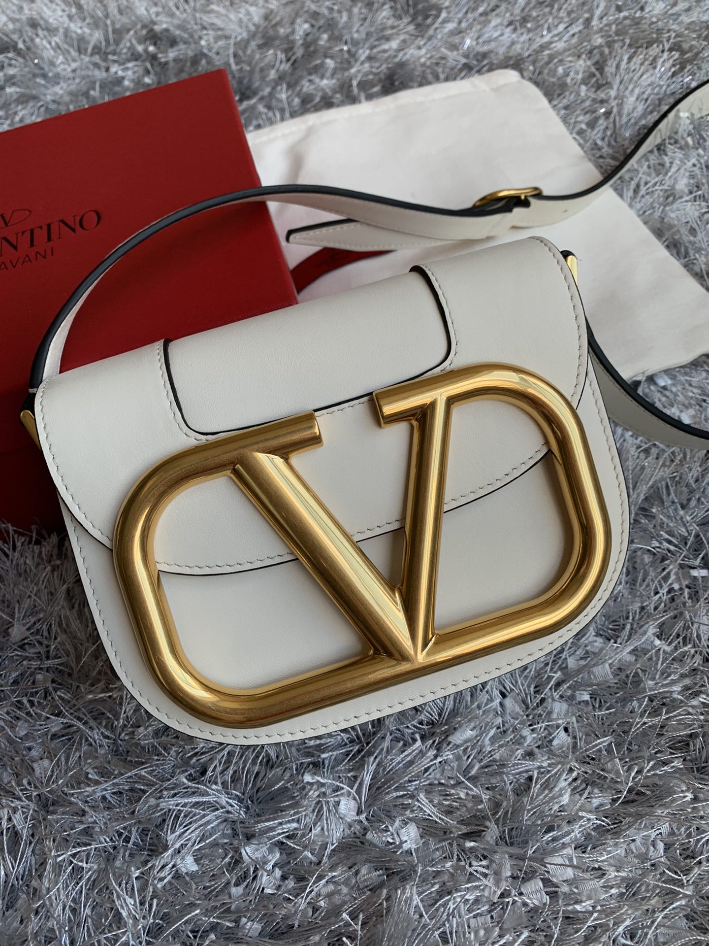 Va1e*ntin0 garavani s*pervee handbags-18*8*15cm