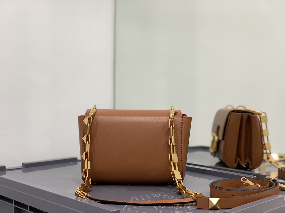 Va1e*ntin0 handbags-20*15*7cm