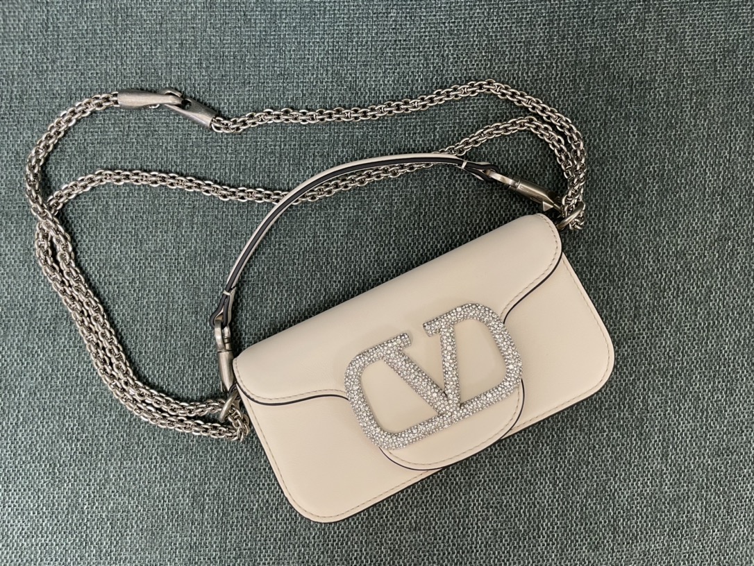 Va1e*ntin0 handbags-20*15*7cm