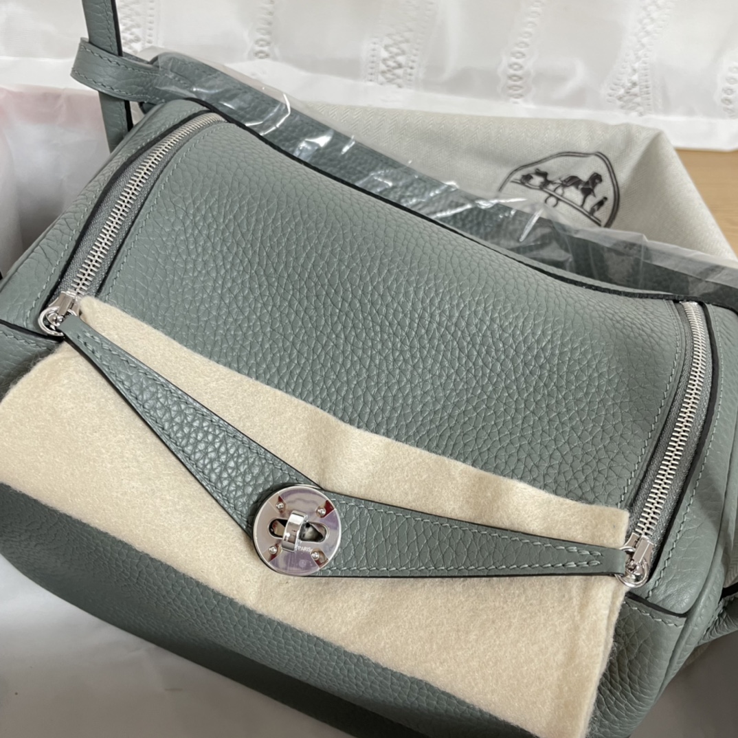 H**mes lindy-tc leather-26&30cm
