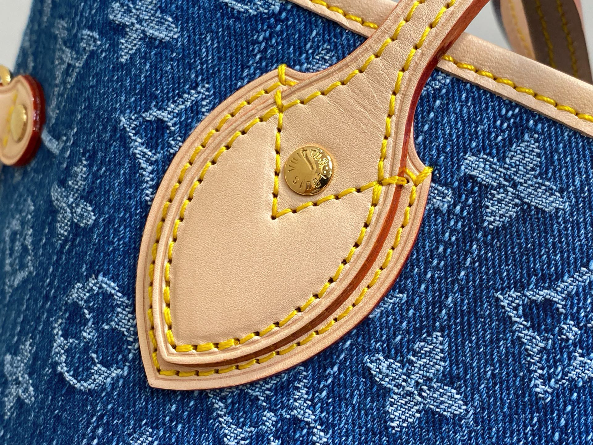 l0vis Vvtt0n neverfull mm-31*28*14cm