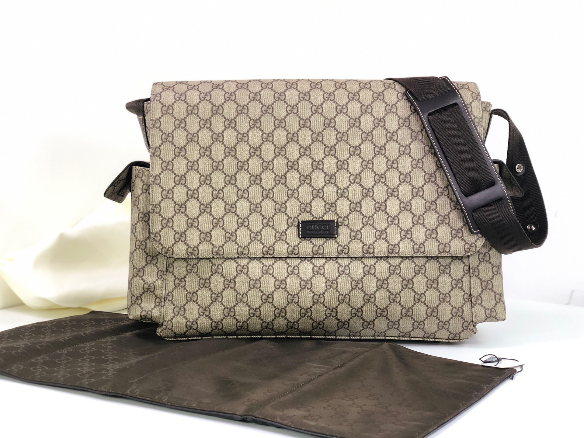 Gvc*1 diaper handbags-44-28-14cm