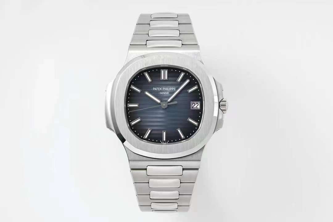 Pat*k Phi1i*pe nautilus 5711/1a-010 stainless steel