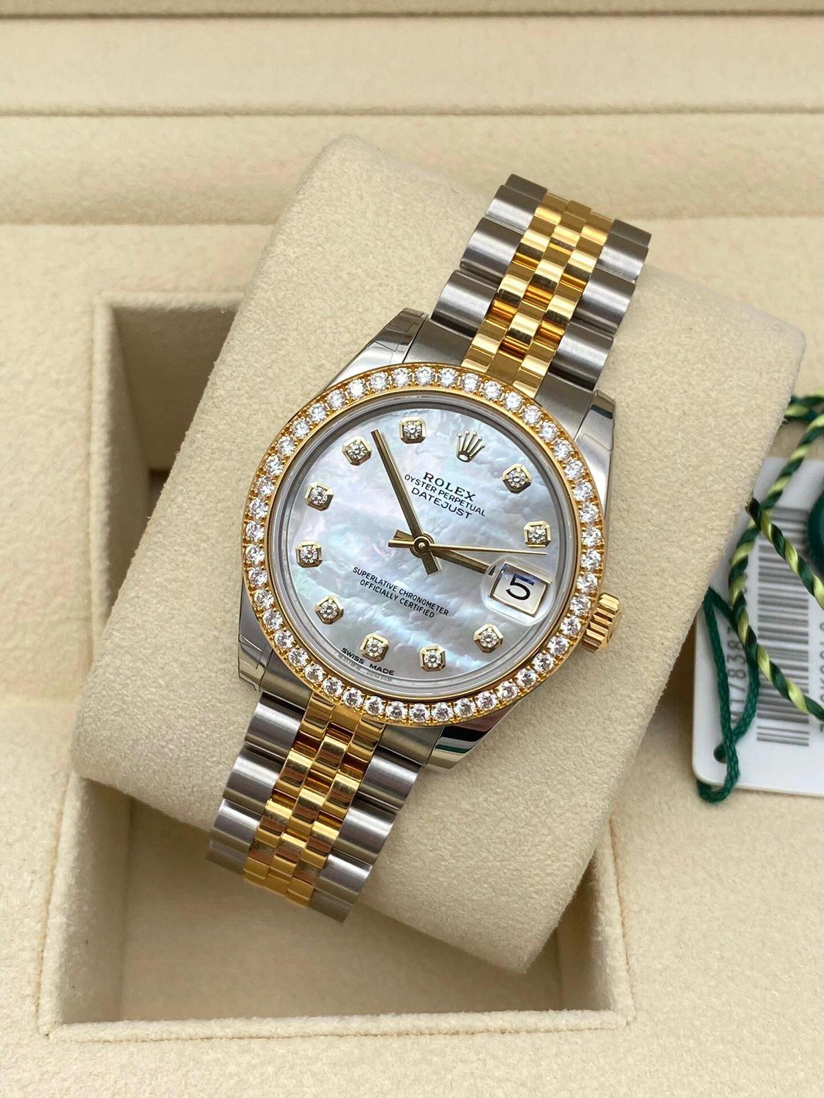 R*l*x watch
