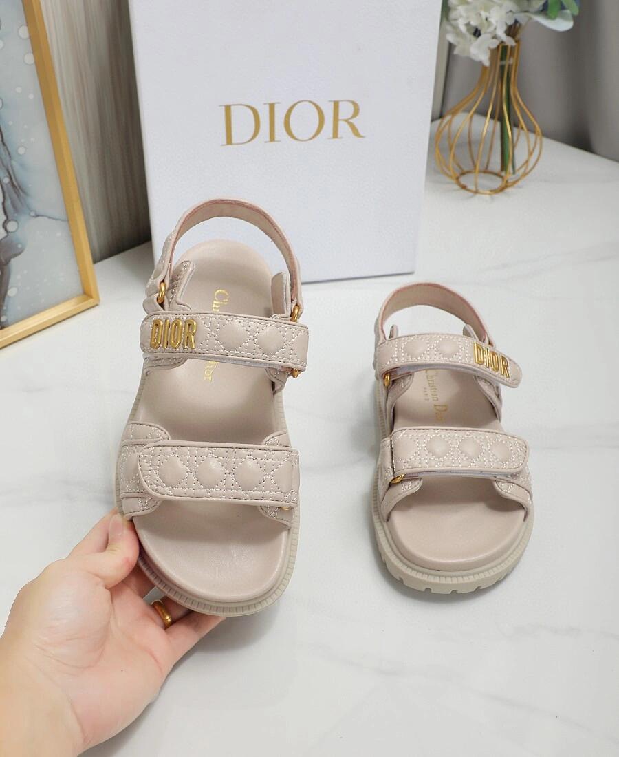 D*or sandals