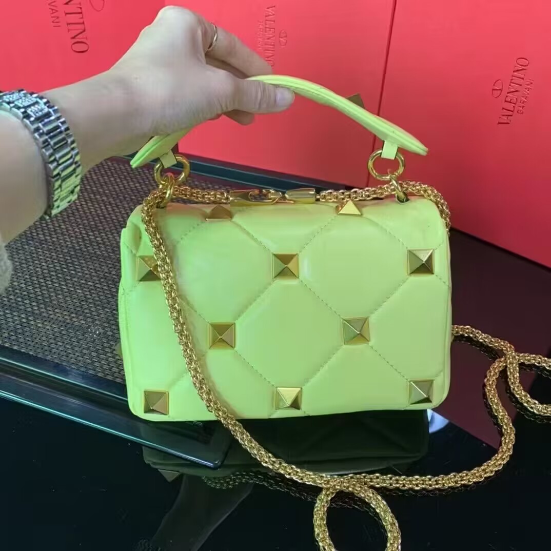Valentin0 Garavani Roman Stud Size-25✖️16✖️10CM