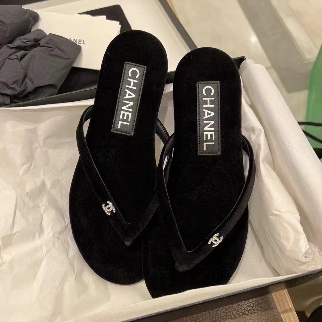 Ch@nel Slides