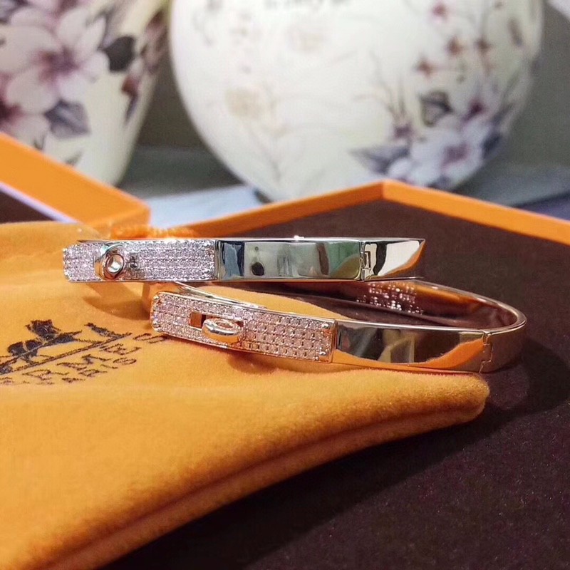 H**mes kelly bracelet