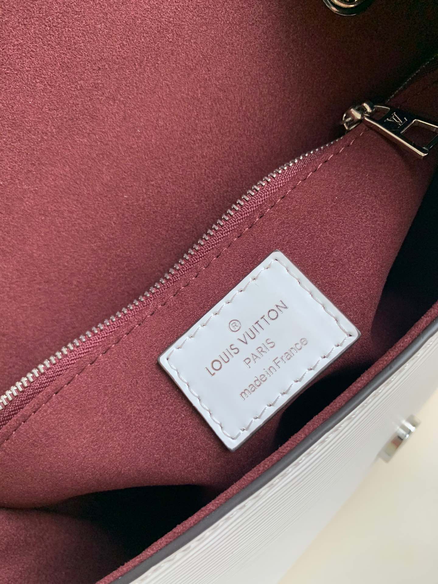 l0*is V*t0n pochette grenelle-23*16*8cm