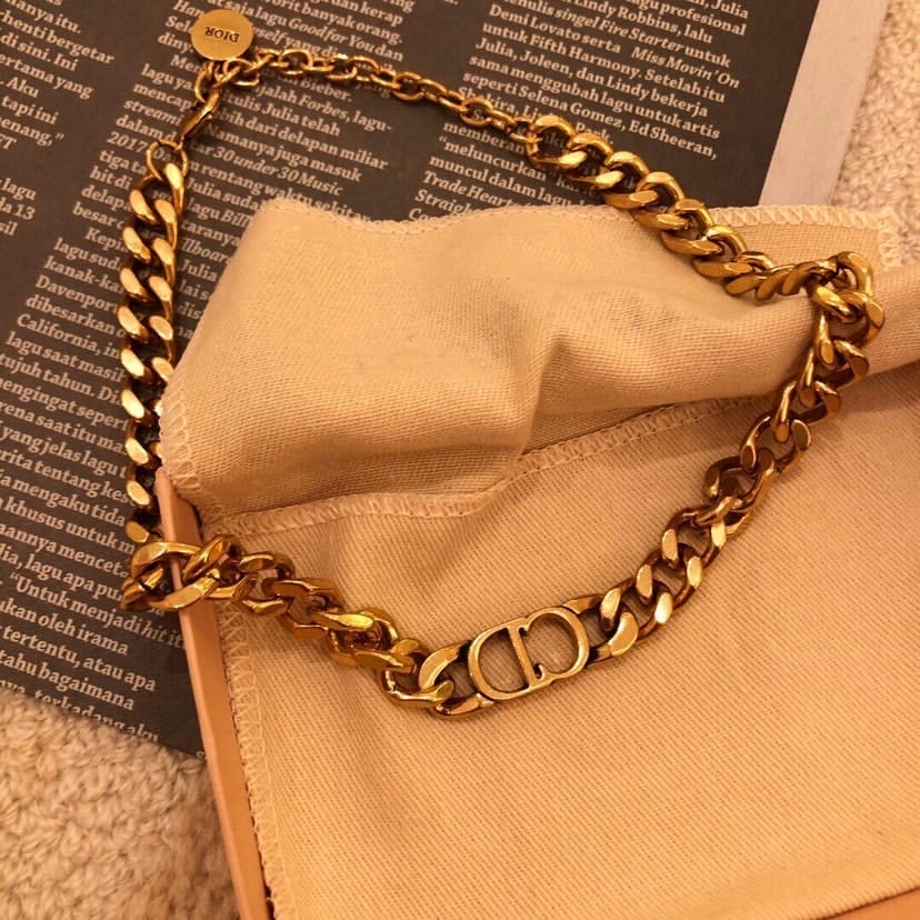 D*or necklace