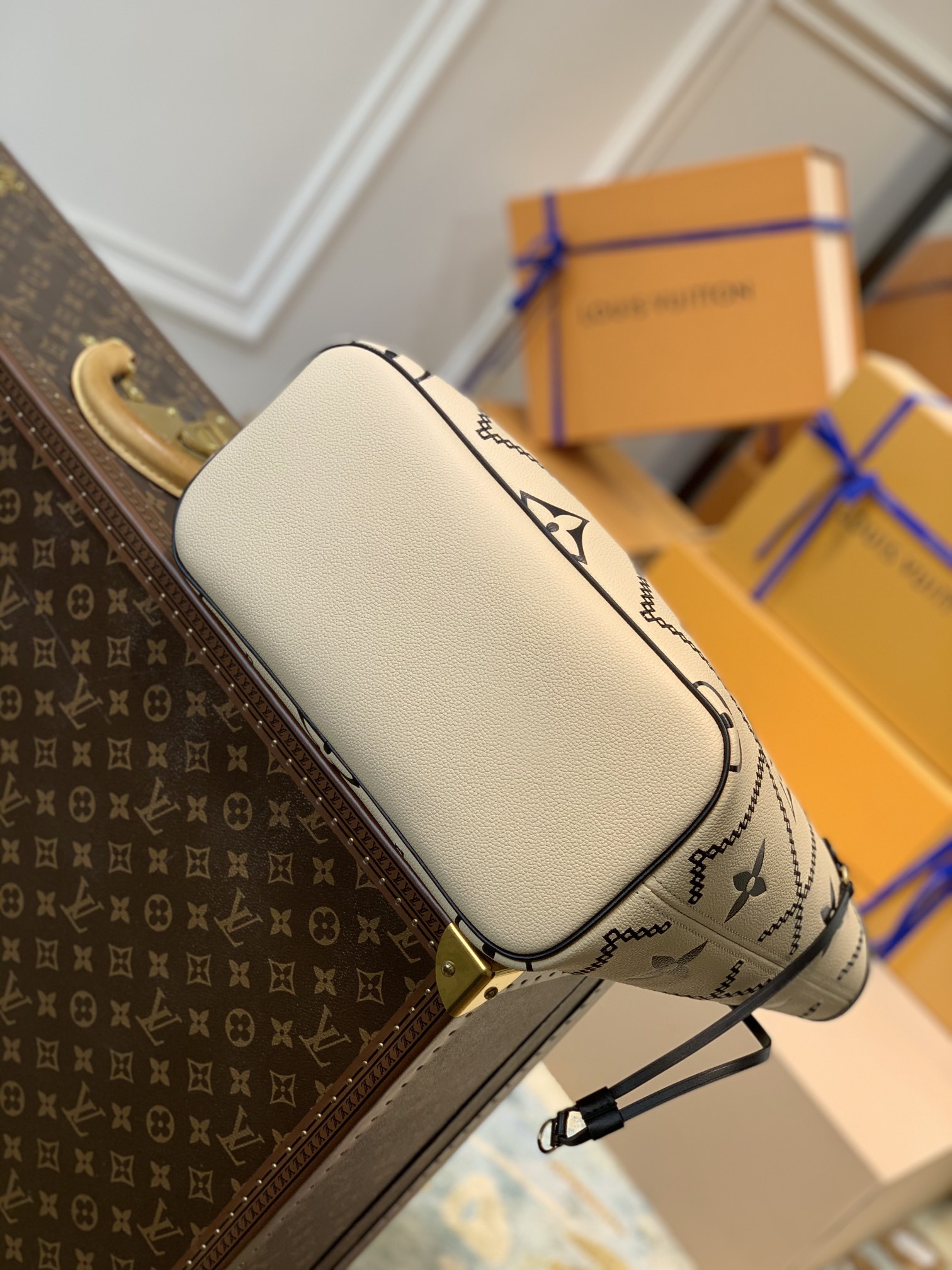 l0*is V*t0n neverfull wild at heart-32*29*17cm