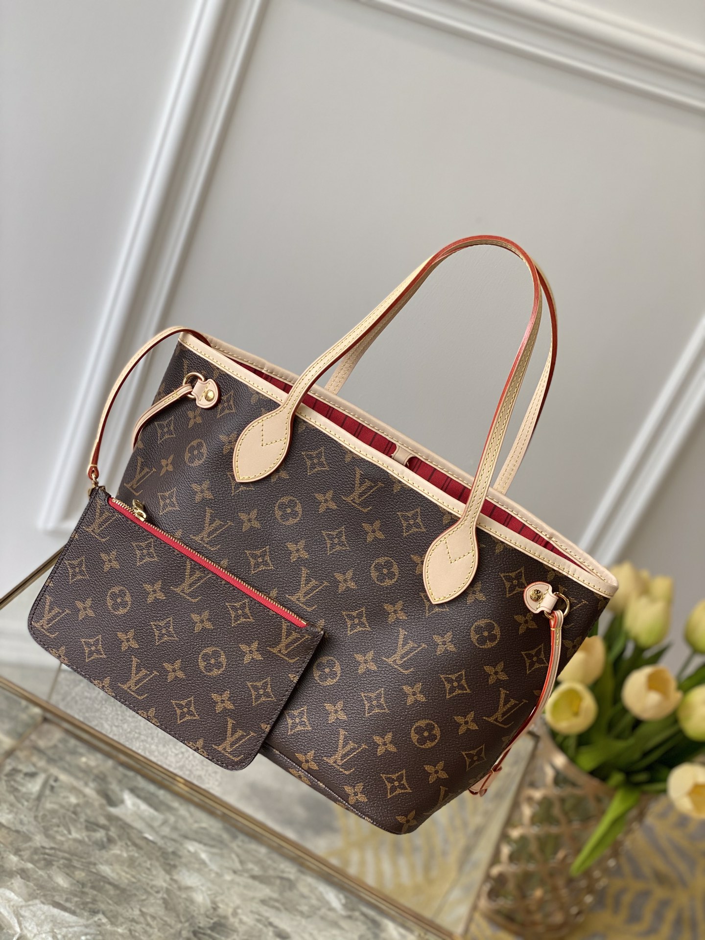 l0*is V*t0n neverfull pm -29×21×12cm