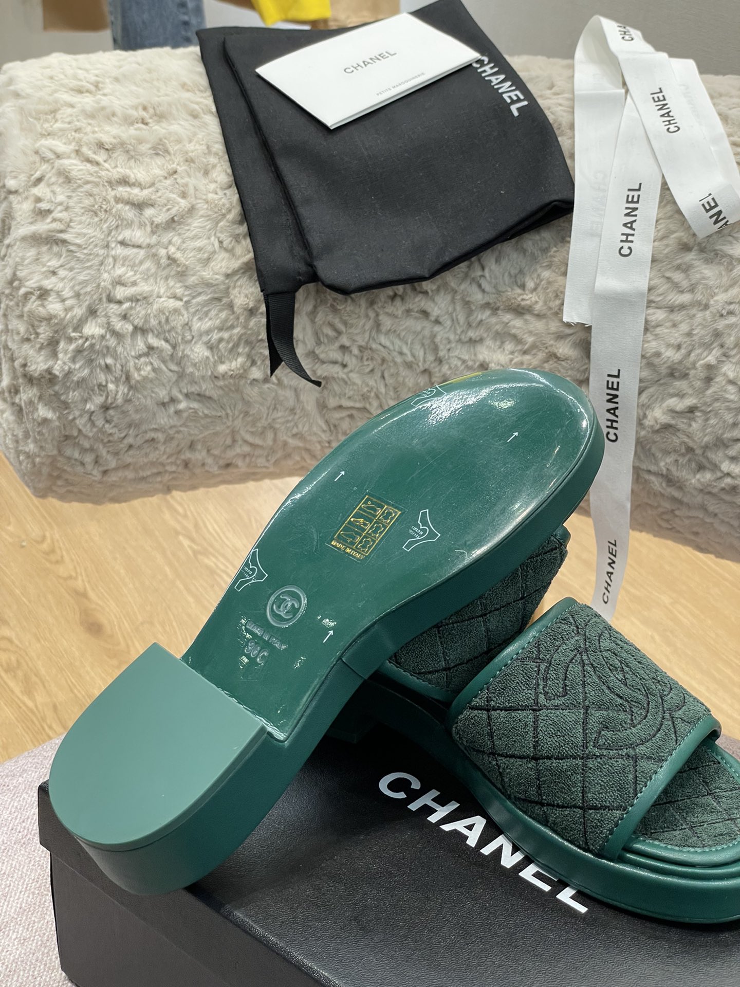Ch@nel 2022ss Slides