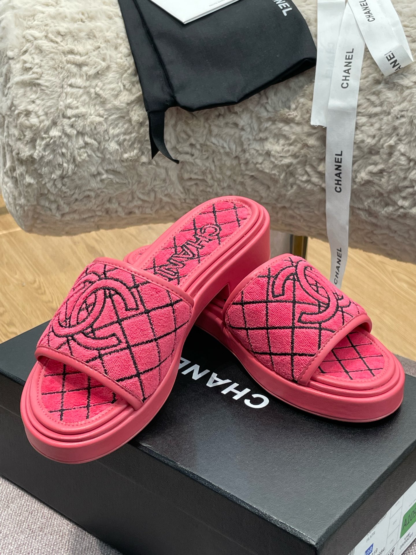 Ch@nel 2022ss Slides