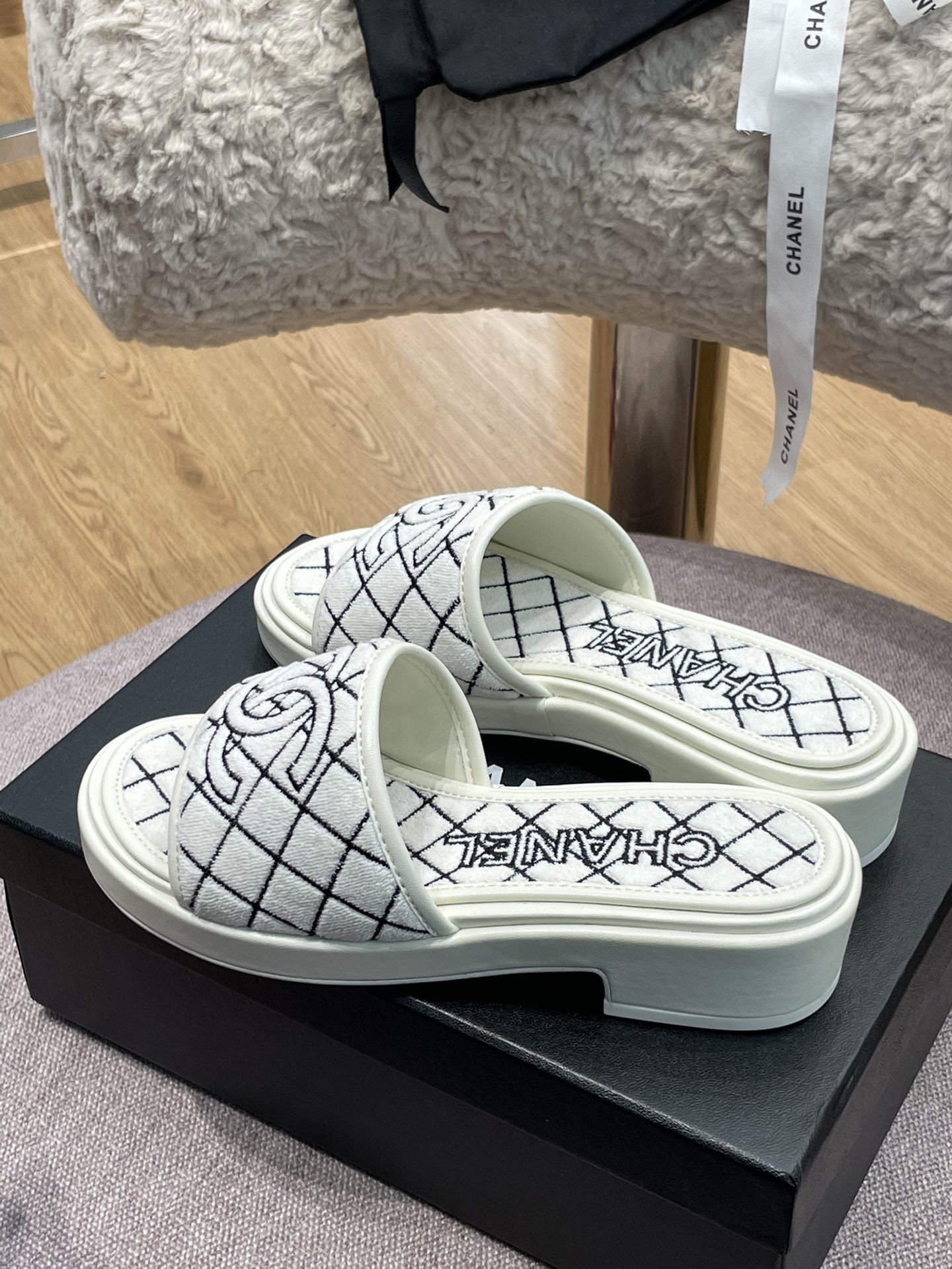 Ch@nel 2022ss Slides