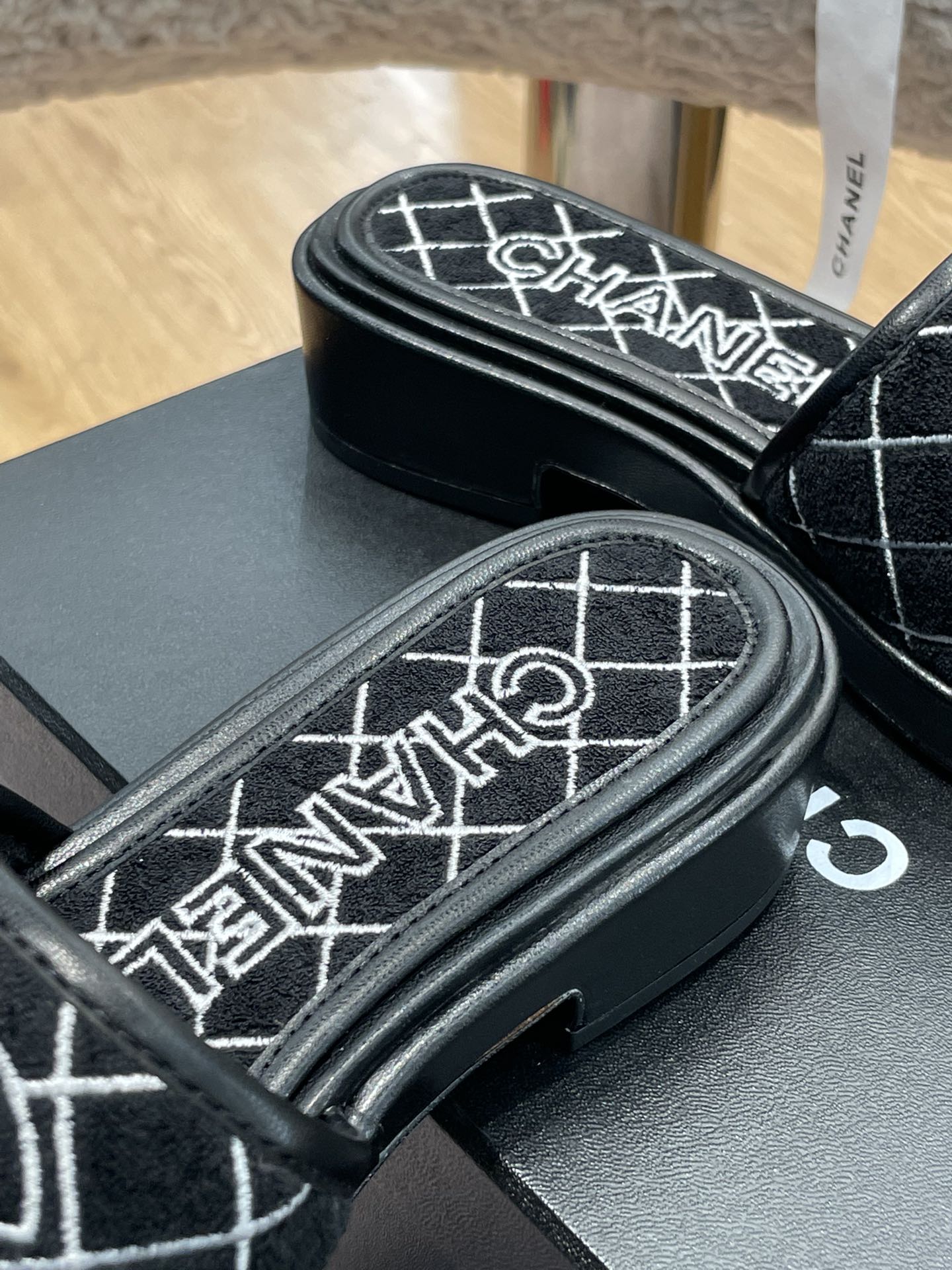Ch@nel 2022ss Slides