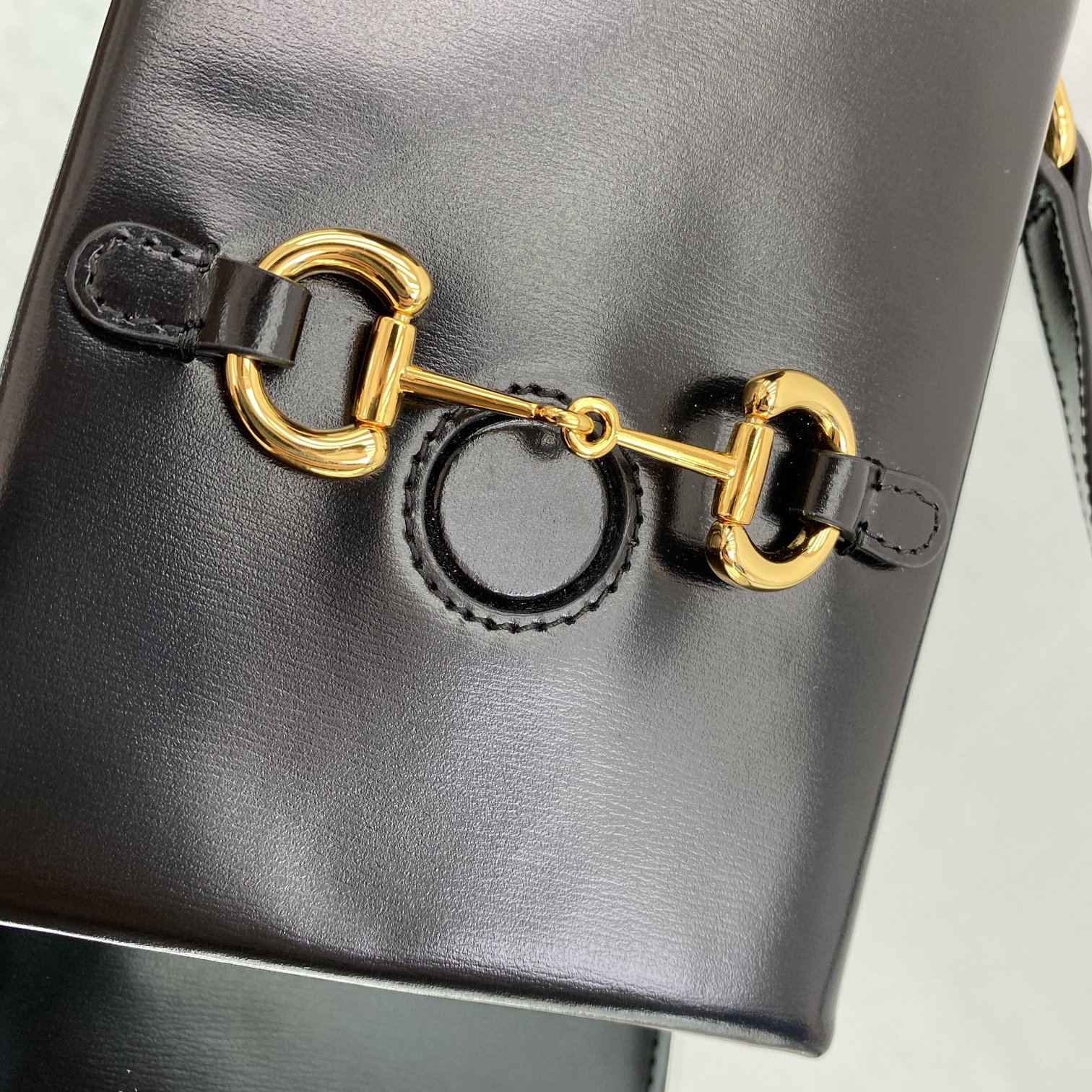 G*u*i liberty 1955 handbag-17x11x4cm