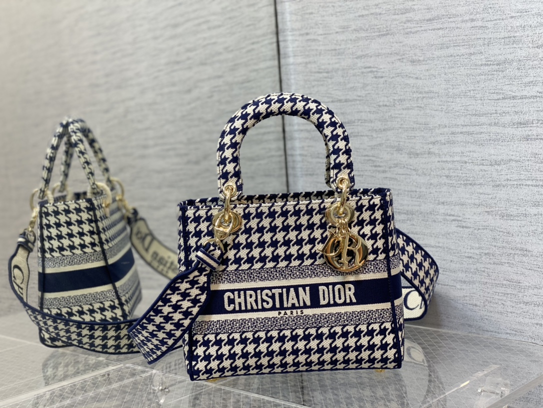 lady D*or handle bag-24cm