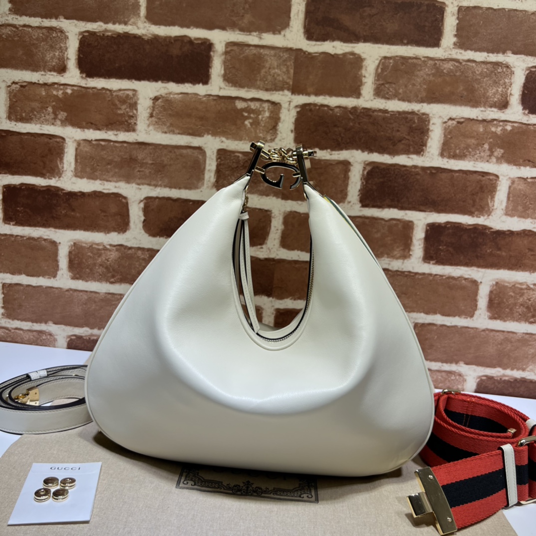 G*u*i attache large shoulder bag-35*32*6cm