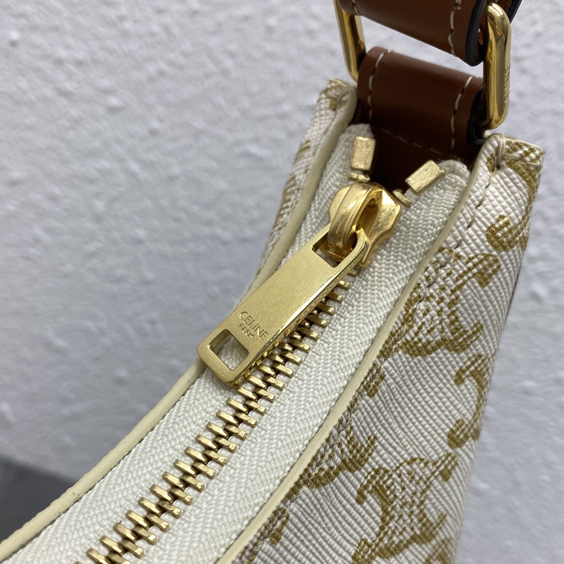 Celin* AVA Handbags-24.5x 18x7.5CM