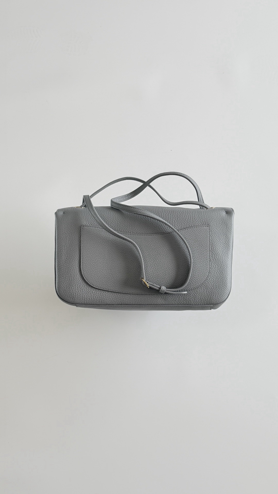 Cha*nel Grained Calfskin Small Souplissimo Maxi Flap-32CM
