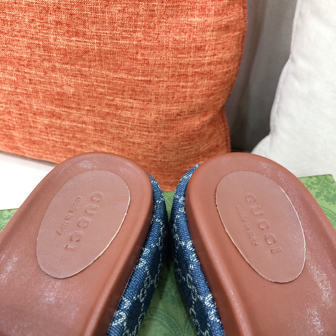 G*u*i sandals-5.5cm