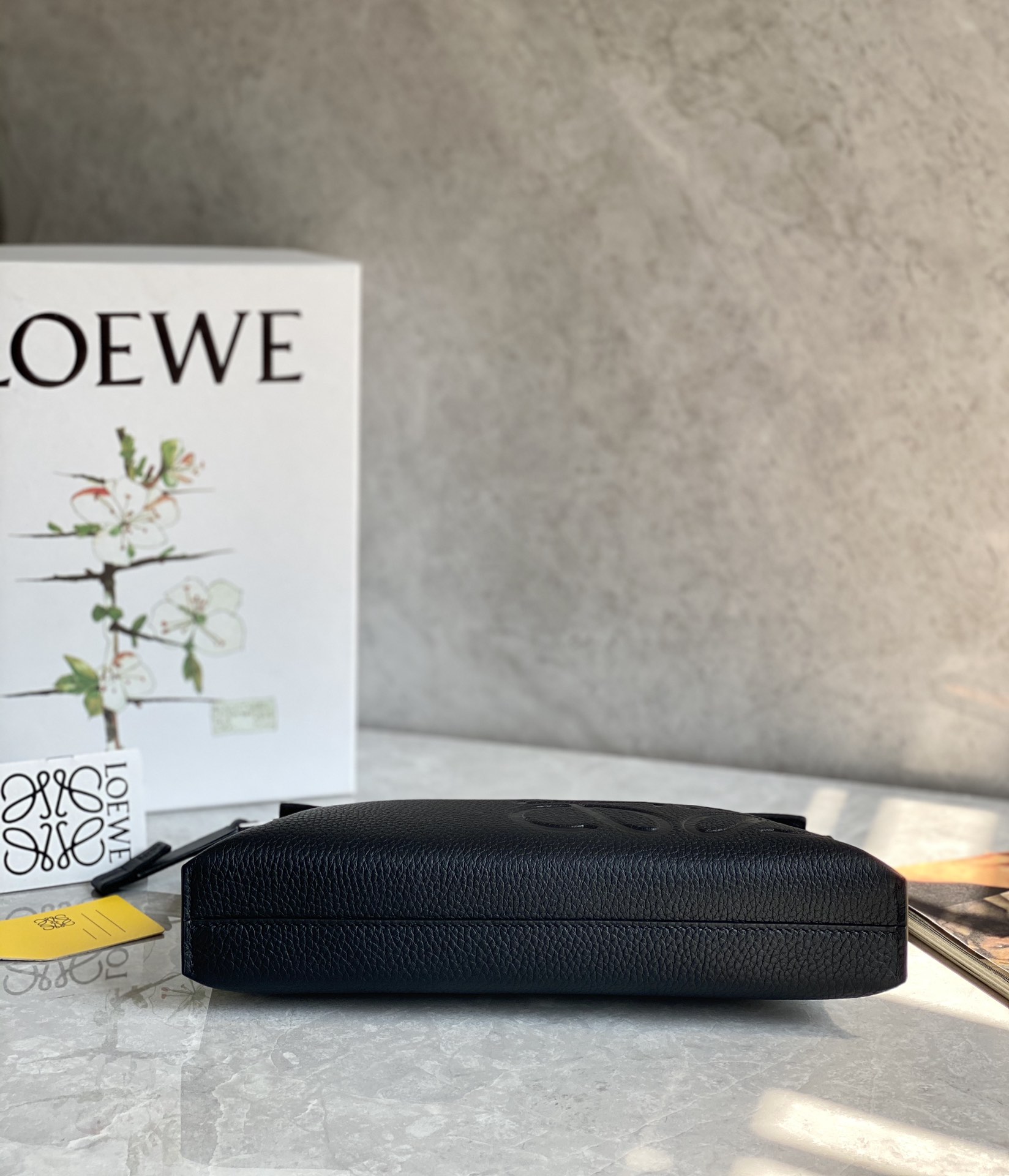 L0ew* pouch-29.5*20cm
