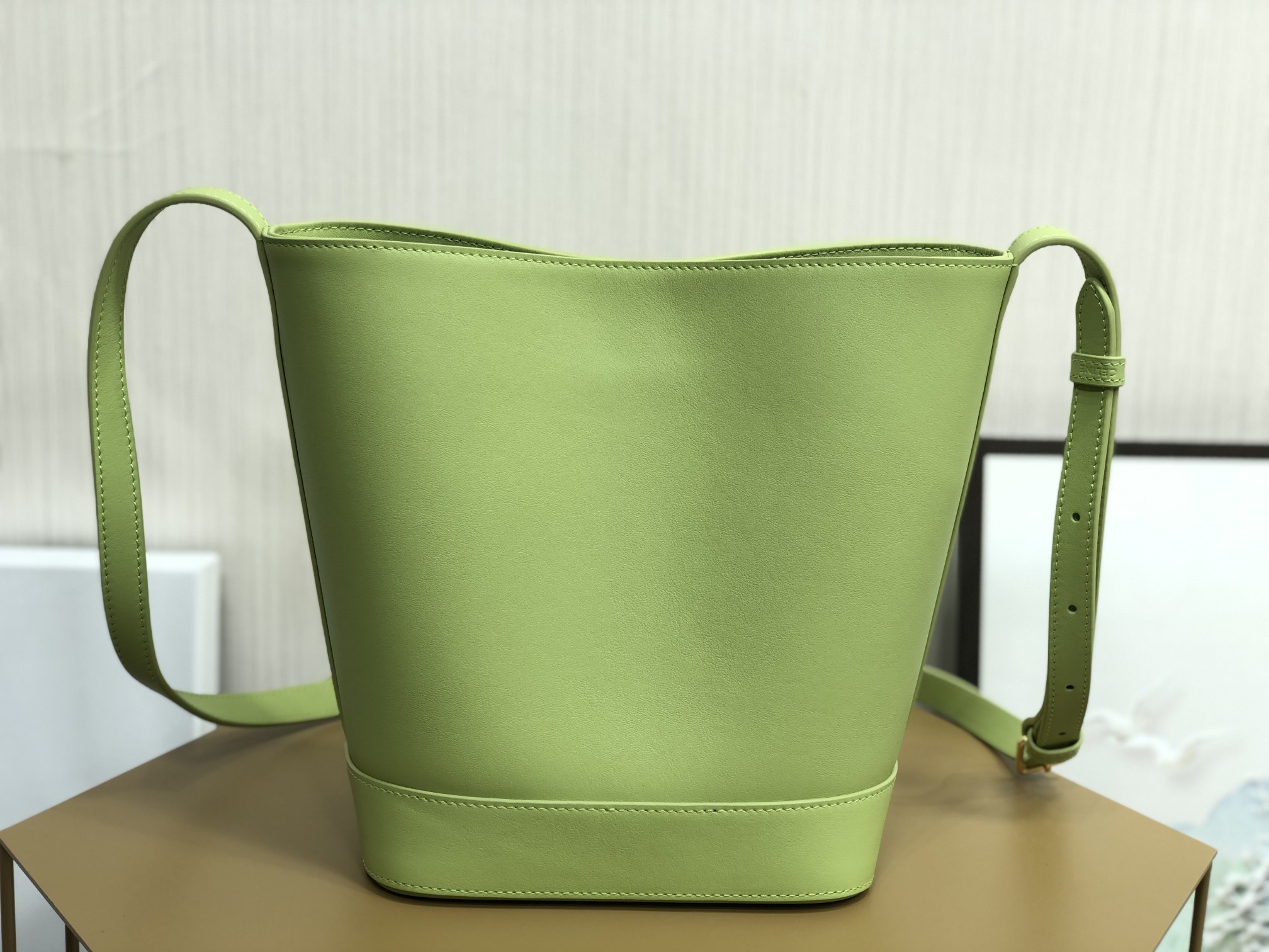 Ce**e cuir bucket-30×22×13cm
