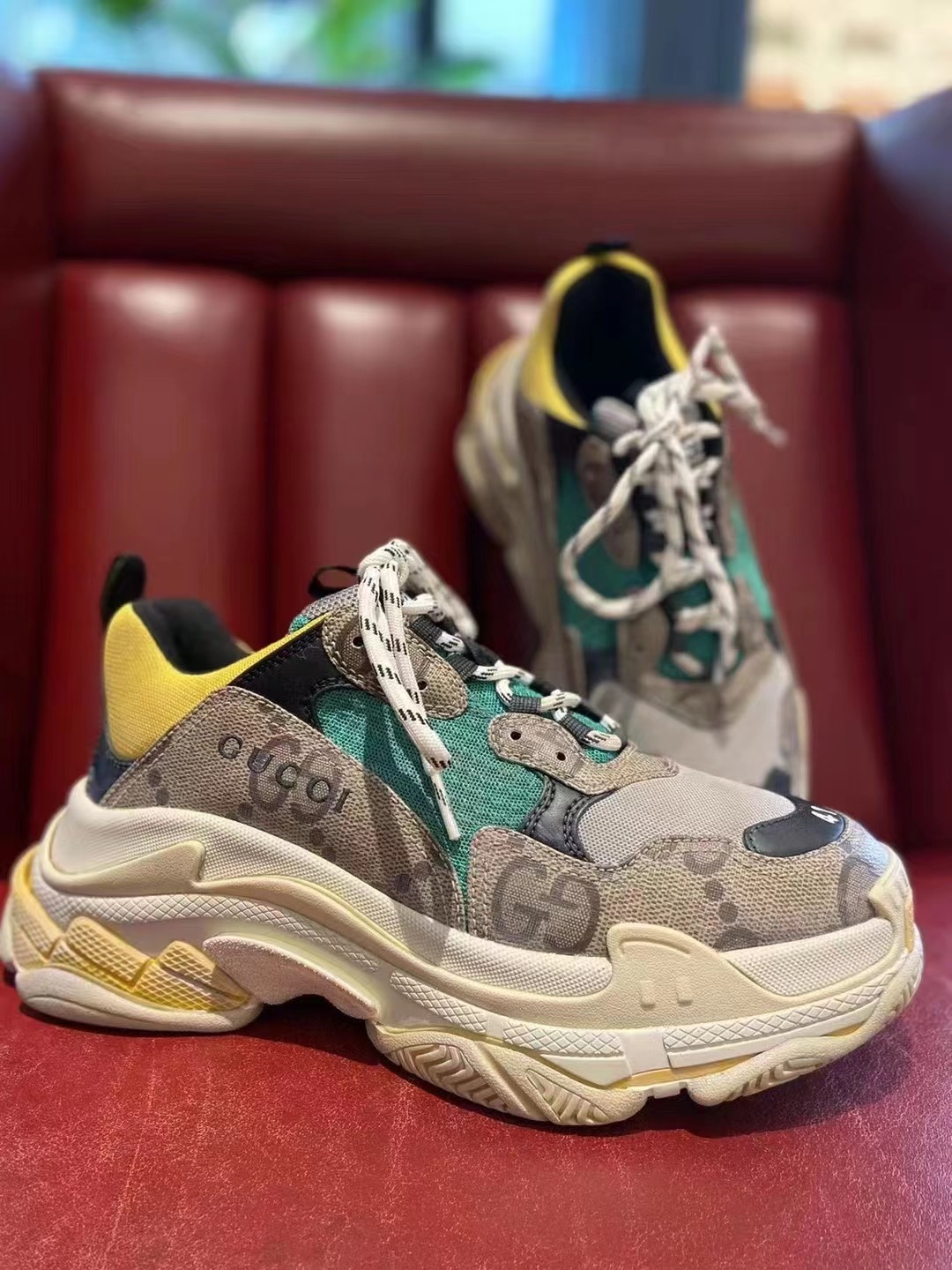 ba*len*cia*ga triple sneakers&G*u*i