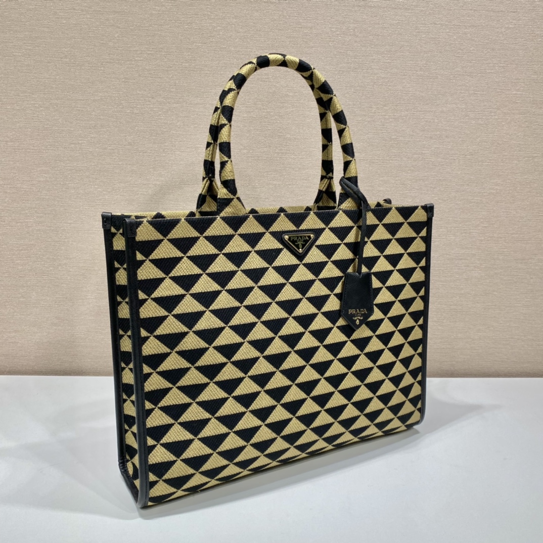 Pra*a small tote in saffiano leather 1ba356-39*31*11cm