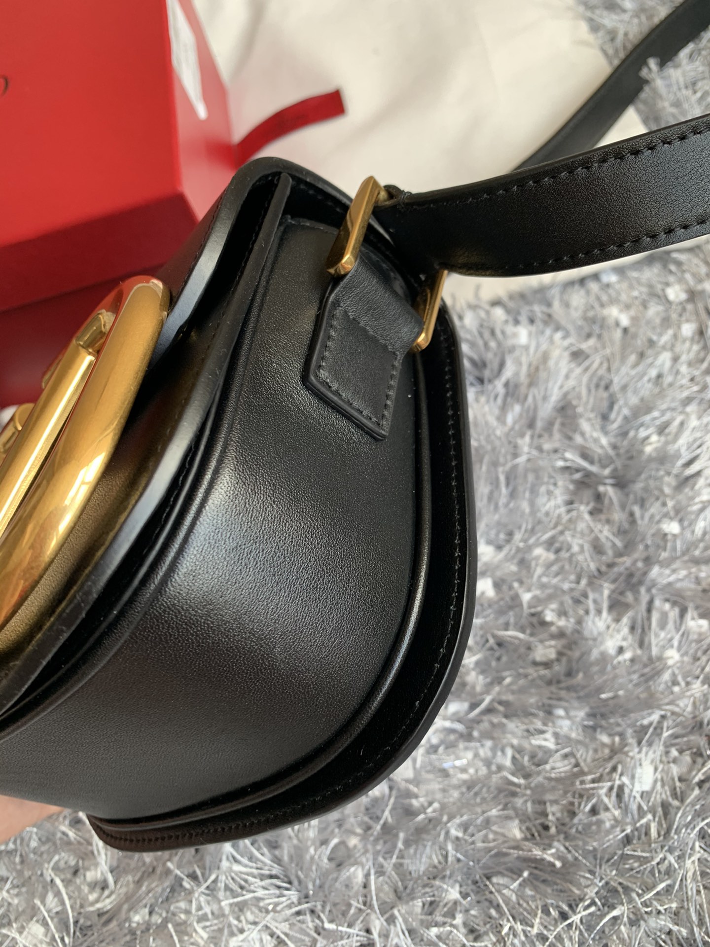 Va1e*ntin0 garavani s*pervee handbags-18*8*15cm