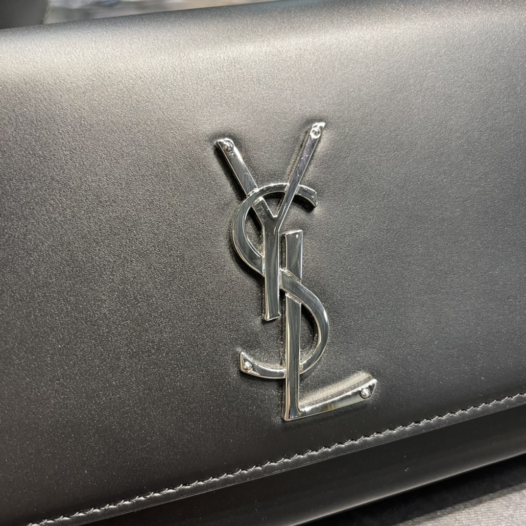 Y*L kate medium in smooth leather-24*14.5*5.5cm
