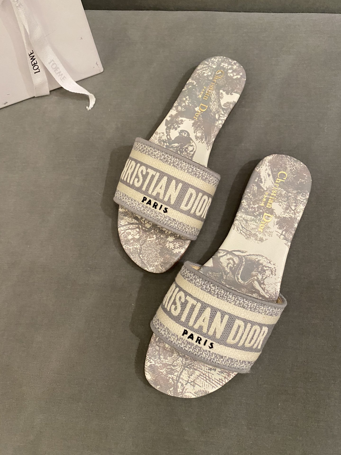 D*or slippers