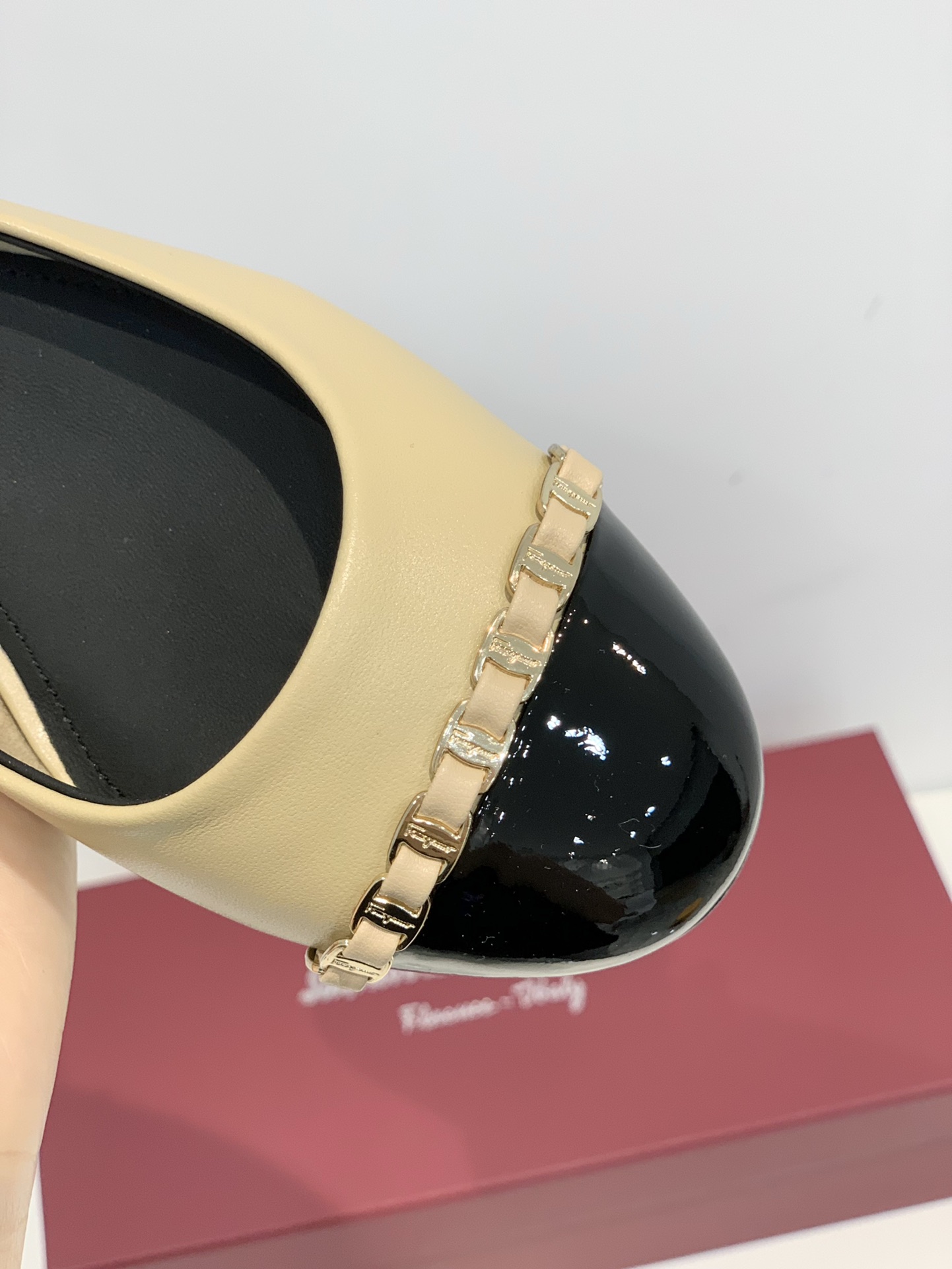 Salvatore Ferragamo-2CM