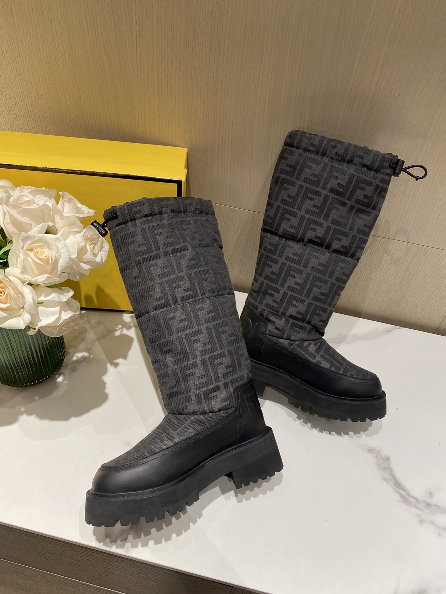 F**di boots