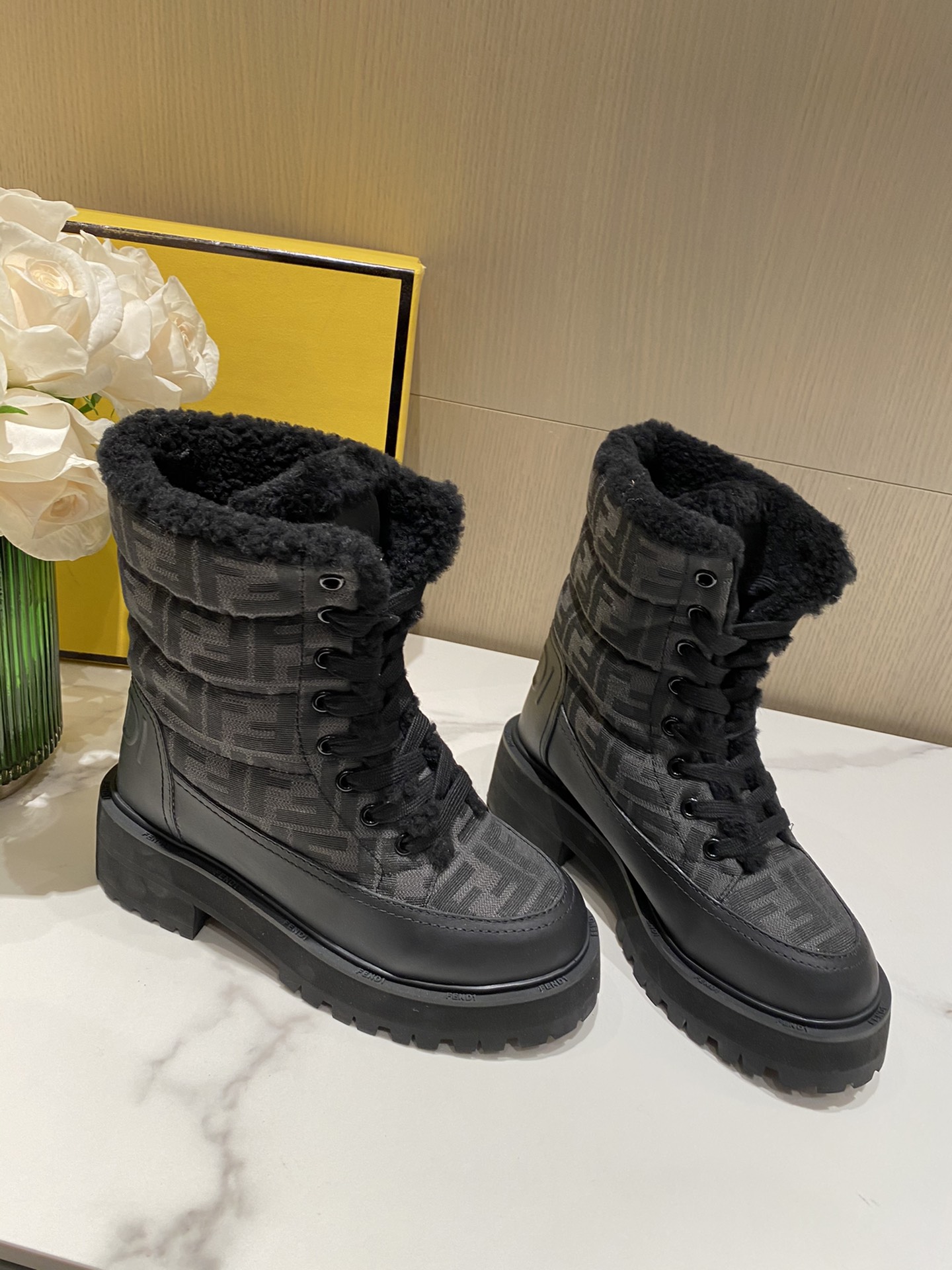 F**di boots