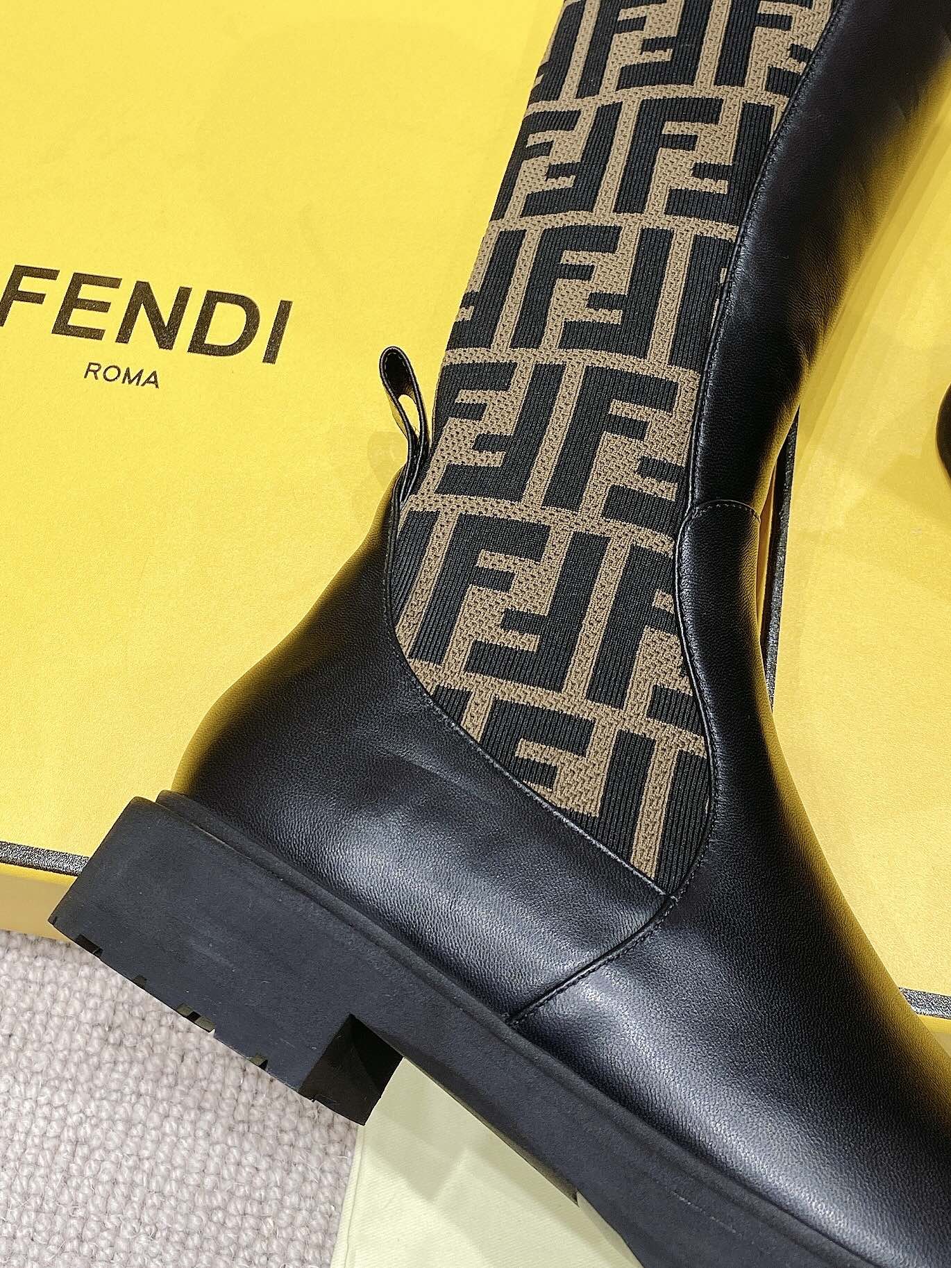 F**di boots