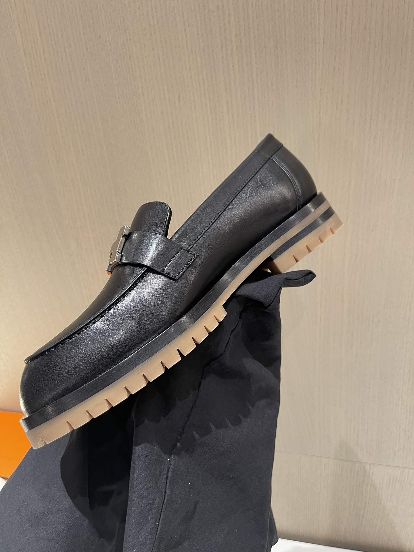 H**mes loafers(eu35-eu40)