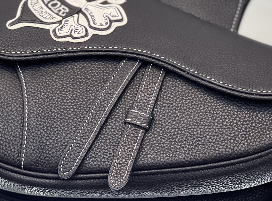 D*or saddle bag-20 x 28.6 x 5cm