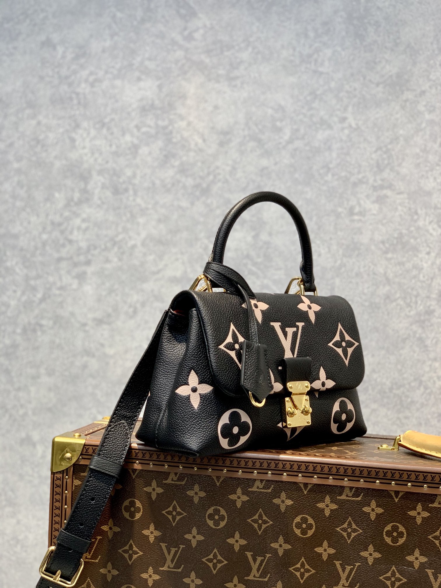 l0*is V*t0n madeleine bb handbag-24*17*8.5cm
