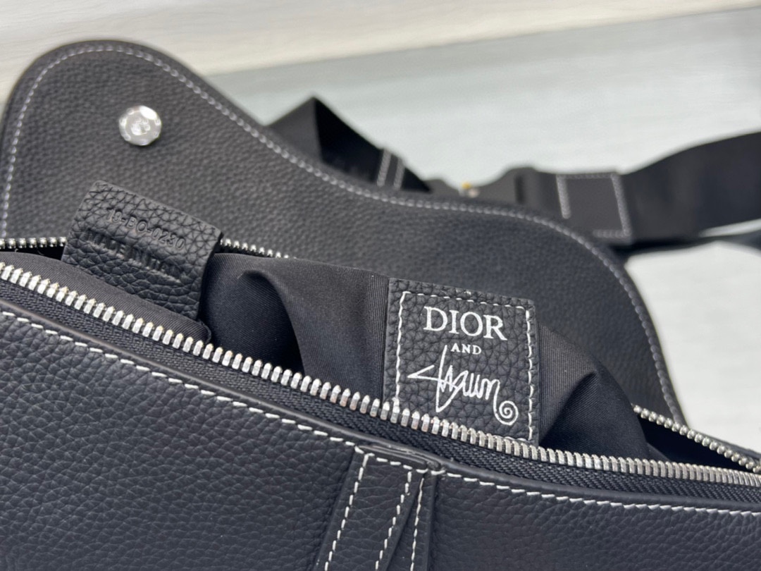D*or saddle bag-20 x 28.6 x 5cm