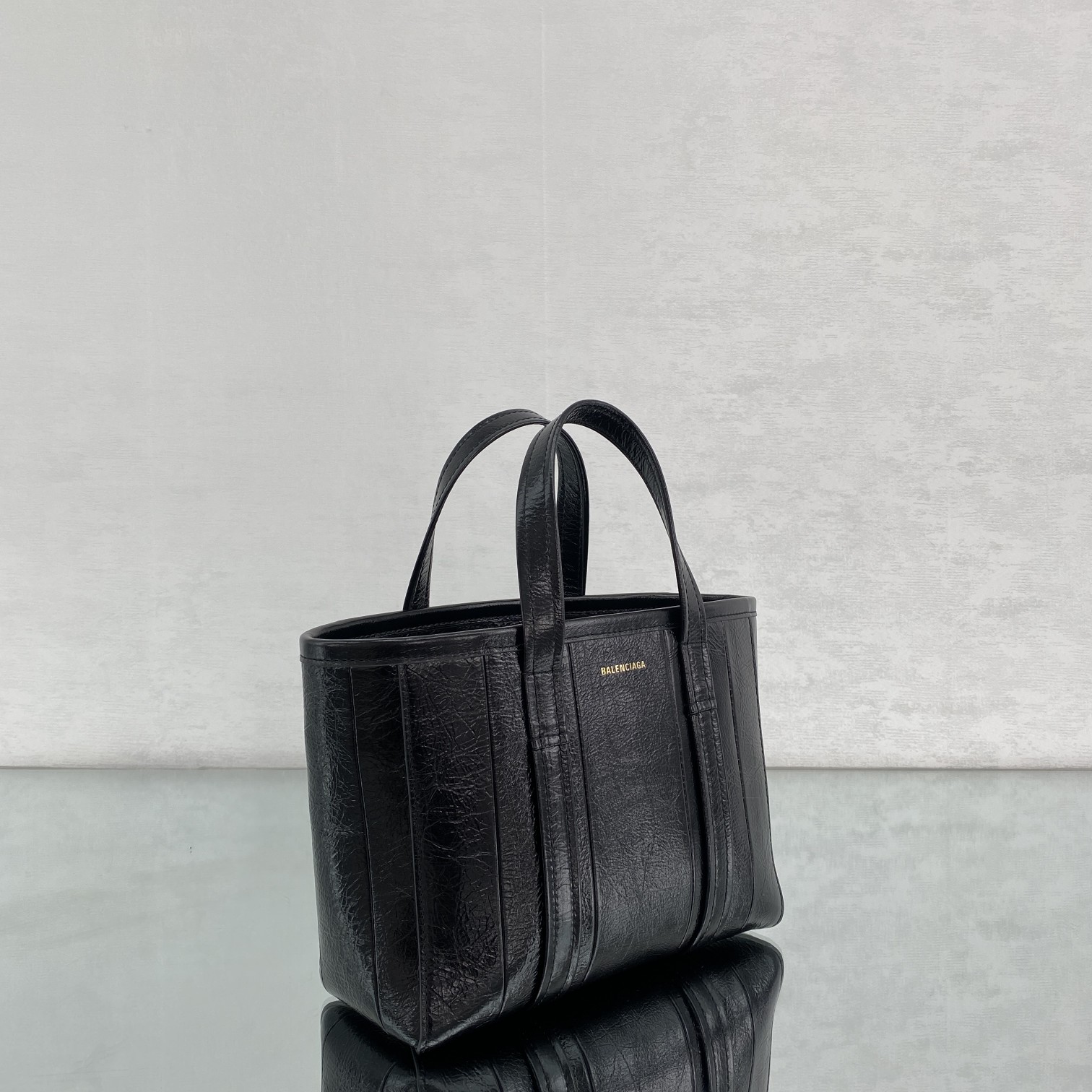 Ba*len*cia*ga͙ 21ss tote-28x10x19cm