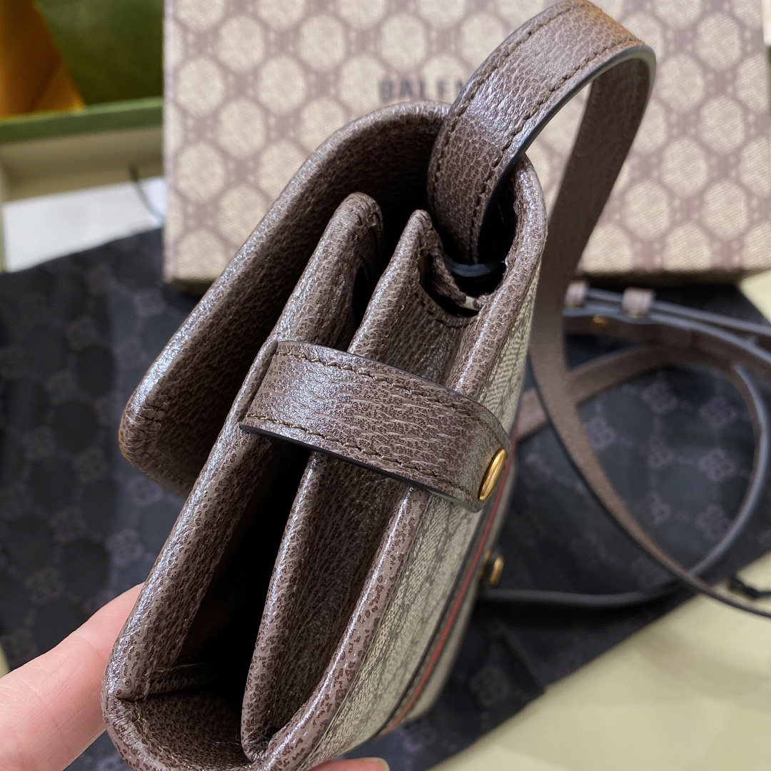 G*u*i&ba*len*cia*ga crossbody bag-19.5x12x3cm