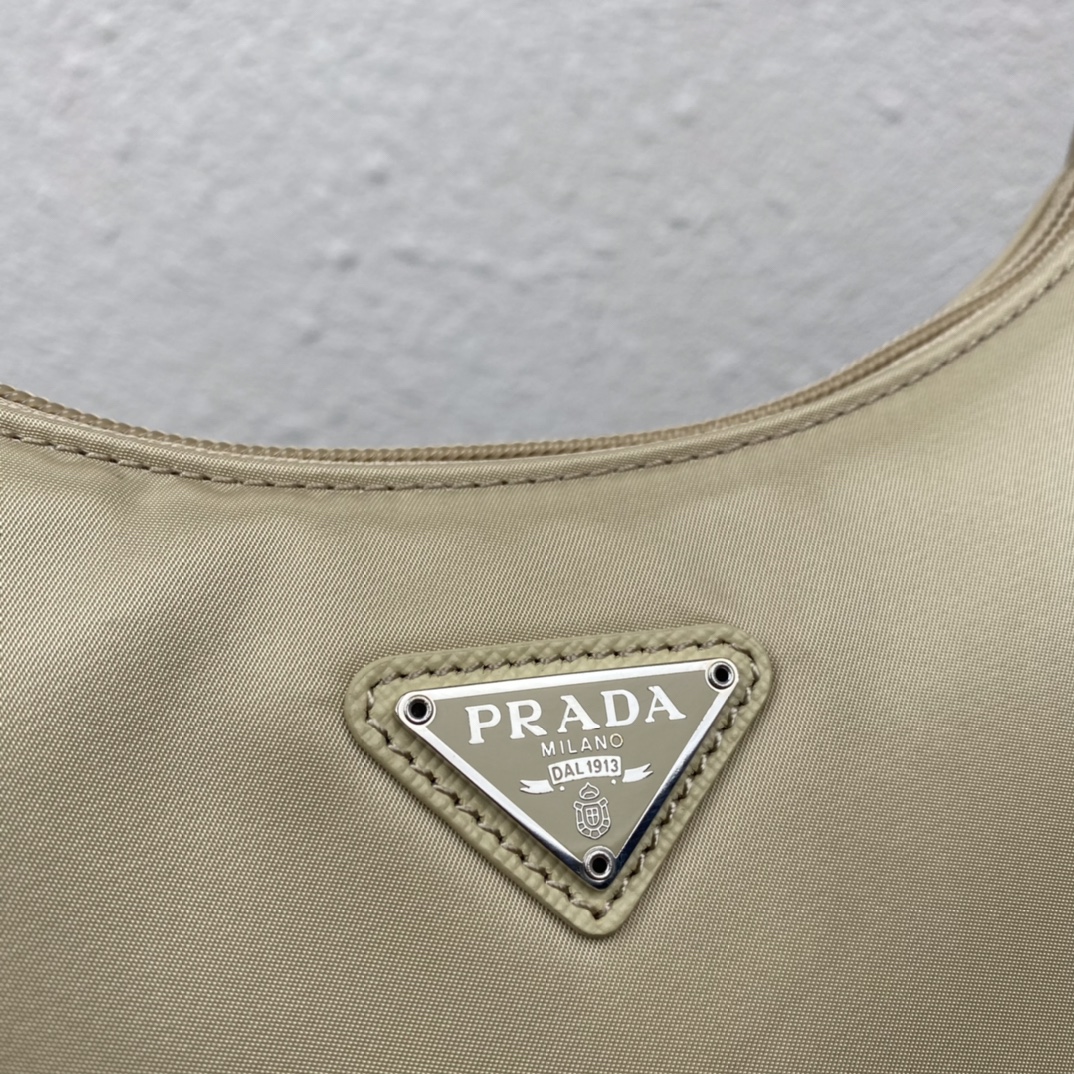 Pra*a 1ne515 nylon hobo bag-23*13*5cm